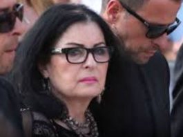 UDOVICA NAŠEG LEGENDARNOG PEVAČA iznela frapantne detalje: Bio je probisvet, sponzoruša, i IZGUBLJEN SLUČAJ