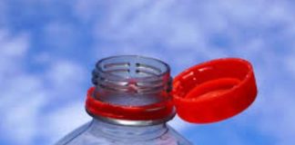 “A JA BESNA ŠTO MI ČEP UDARA U NOS” Sve vreme pogrešno otvarate NOVE FLAŠE, POGLEDAJTE GENIJALNI TRIK, oduševićete se (VIDEO)