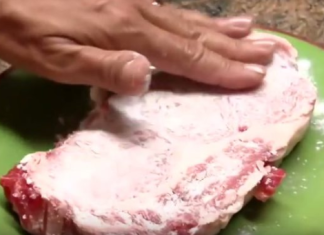 Meso je posipao sodom bikarbonom pre kuvanja: OD KADA MI JE POKAZAO, JA TO JEDINO RADIM!