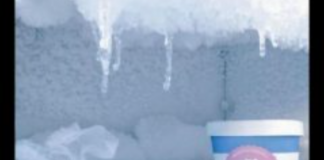 AKO VAM SE LED NAKUPLJA U ZAMRZIVAČU, SAMO UBACITE OVU NAMIRNICU: Nestaće kao rukom odnešen