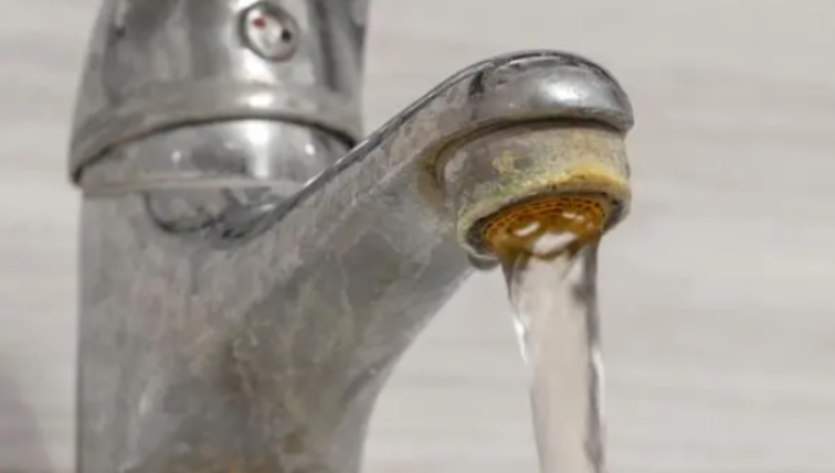 PR0PADALE SU 0D KAMENCA: Namazala SLAVINE 0vom namirnicom, zablistale kao nove, a ČISTI I FILTERE