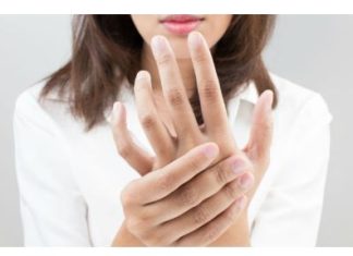 Zašto trnu prsti šake? OVO su najopasniji uzroci!