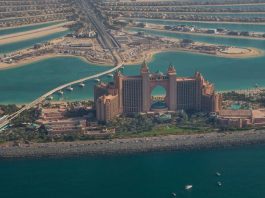 Strogi zakoni u Dubaiju bude nevericu u ljudima: Evo čemu se turisti moraju povinovati ili rizikuju višegodišnji zatvor