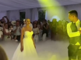 POČEO PRVI PLES, A MUZIKA STALA, MLADOŽENJA OSTAVIO MLADU: Gosti u neverici skočili sa stolica, ovo niko nije očekivao!