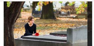 Dva meseca je na grobu muža viđala TUĐE cveće: Pomislila da je imao ljubavnicu, pa doživela još veći ŠOK!