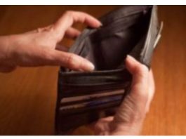 NIKADA NIKOME NEMOJTE DAVATI OVE 3 STVARI IZ KUĆE! Zbog toga vam odlazi nafaka i sreća iz kuće