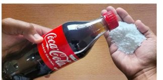 Uzmite čašu COCA-e, obične sode bikarbone i sačuvajte ovaj domaći trik: Koristim ga godinama i preporučujem svima!