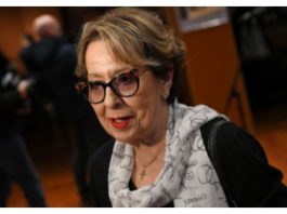 Stan joj je u staroj zgradi a o namještaju da ne govorimo! Evo u kakvim uslovima je Ceca Bojković- OVOME SE NIKO NIJE NADAO