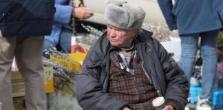 Nišlijka oca smestila u starački dom, pa dobila pismo: Kćeri moja, od 3 kile sam te dizao, a sad kad je meni najteže…