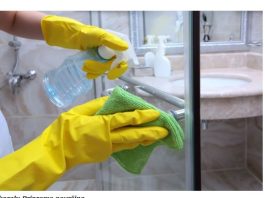 OLJUŠTIĆE KAMENAC kao da je kora banane: Zbog ove sitnice će vaša tuš-kabina izgledati kao da ste je tek kupili