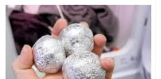 Žena stavila isped vrata zgužvani komad alu folije: Rešila se preko noći problema koji je prisutan u mnogim kućama