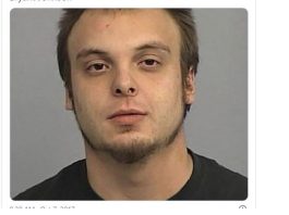 TVRDI DA DOLAZI IZ 2048. GODINE! Došao sam da vas UPOZORIM: Dogodiće se nešto STRAŠNO!