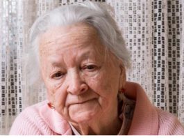 Na samrti mi je majka rekla jezivu tajnu dugu 70 godina: Kad sam otišla kasnije na groblje, utrnula sam od šok prizora