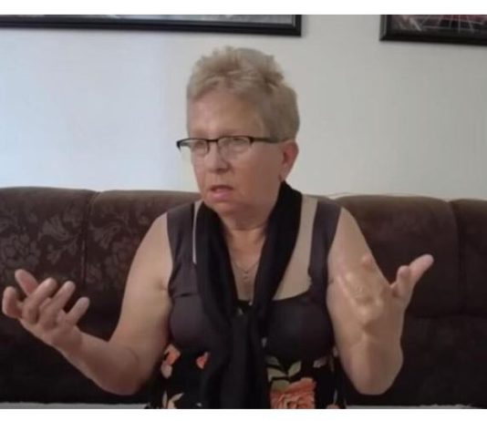 NOSILA SAM TROJKE, NA POROĐAJU PREŽIVELA PAKAO Rekli mi da je JEDNA BEBA UMRLA, posle 26 godina ćerka listala novine, a u njima…