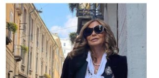 Način na koji se ova žena oblači u 73. godini je čista umetnost: 8 pravila za starije dame koje žele da izgledaju otmeno