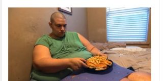 Jeo je neprekidno i imao 408 kilograma: Devojka ga je ostavila, a onda je doživeo šok transformaciju i postao pravi frajer, evo kako sada izgleda