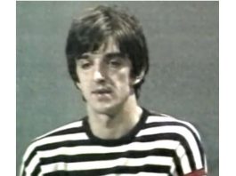 Mirzu Delibašića žena ostavila zbog alkohola, on joj na kutiji cigareta napisao emotivnu poruku: Sina mu rodila Srpkinja