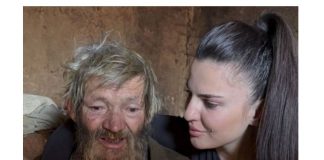 Rođena s 24 prsta, trpela je veliku bol zbog ismevanja, a onda je u 16. godini svu tugu pretvorila u moć: Sad studira 2 fakulteta i cela Srbija plače zbog nje