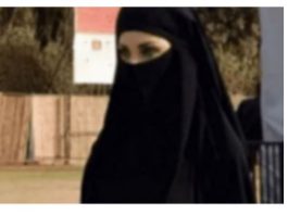 Na glavi burka, a dole haos, bruka i sramota: Ova djevojka je postala viralni hit, dobro pogledajte donji dio slike, auu