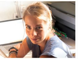 Dok sam radila u svojoj cvećari, upoznala sam vlasnika restorana koji me je očarao, kroz 4 meseca već me verio: A kad sam sestri rekla njegovo ime, skamenila se