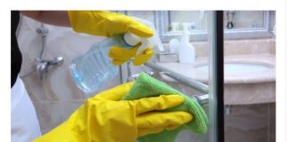 OLJUŠTIĆE KAMENAC kao da je kora banane: Zbog ove sitnice će vaša tuš-kabina izgledati kao da ste je tek kupili