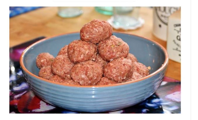 U mleveno meso uvek dodajte ovaj sastojak: Bilo da pravite ćufte ili punite paprike, napraviće čudo