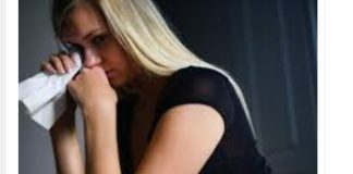 “Kada sam se vratila sa poslovnog puta, u svom krevetu sam pronasla zenske gacice koje nisu moje..”