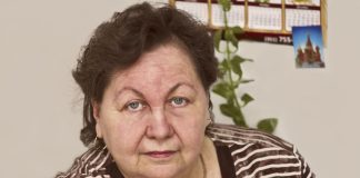 Dušanka iz Leskovca svake godine ide na more da bi pravila ajvar: “Ne zanima me nikakvo sunčanje, ne pada mi napamet da trošim struju kod kuće”