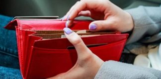 Ako vam je novčanik ove boje, bolje ga bacite: Datum rođenja određuje koja nijansa će privući uspeh i novac