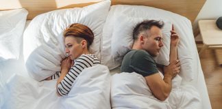 Brak bez intimnog odnosa nakon 50-te: Da li je moguće biti srećan?