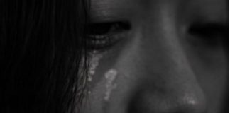 OVAKO IZGLEDA ŽENA KOJA JE NESRETNA U BRAKU: 10 signala koji se vide na kilometar