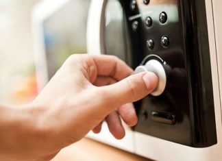 Nikada ne podgrijavajte ove 3 namirnice: Otrov su za jetru, a mnogi ih redovno čuvaju za sutradan