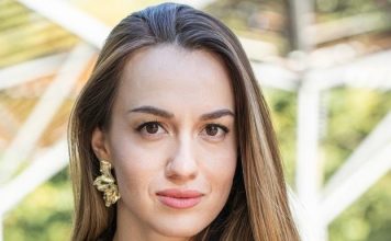 U čekaonici kod lekara mi je prišla žena i pitala “Da li si ti Kaća iz Šapca”: Videla sam je prvi put, ali tada kreće moj pakao U čekaonici kod lekara mi je prišla žena i pitala “Da li si ti Kaća iz Šapca”: Videla sam je prvi put, ali tada kreće moj pakao - featured image