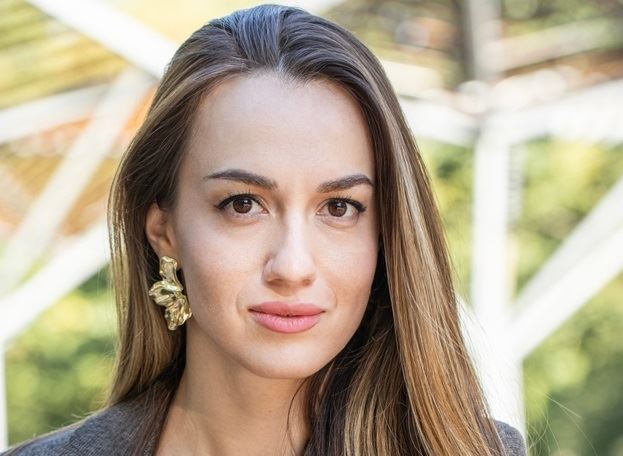 U čekaonici kod lekara mi je prišla žena i pitala “Da li si ti Kaća iz Šapca”: Videla sam je prvi put, ali tada kreće moj pakao - featured image U čekaonici kod lekara mi je prišla žena i pitala “Da li si ti Kaća iz Šapca”: Videla sam je prvi put, ali tada kreće moj pakao - featured image