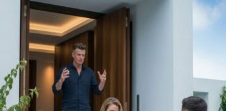 Moj muž me je izbacio iz našeg doma dok sam na sebi imala samo peškir — sve zato što sam odbila da dozvolim da se njegova majka useli kod nas. Ono što nije očekivao jeste ko će sve to videti. Moj muž me je izbacio iz našeg doma dok sam na sebi imala samo peškir — sve zato što sam odbila da dozvolim da se njegova majka useli kod nas. Ono što nije očekivao jeste ko će sve to videti. - featured image