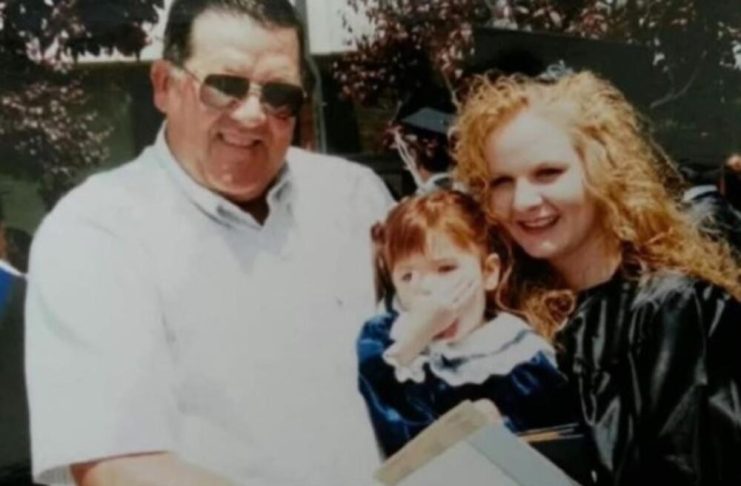 STAVILA KAMERE U ĆERKINU SOBU, PA SE SLEDILA U MESTU OD UŽASA! Kad je videla muža kako… NOGE SU JOJ SE ODSEKLE! STAVILA KAMERE U ĆERKINU SOBU, PA SE SLEDILA U MESTU OD UŽASA! Kad je videla muža kako… NOGE SU JOJ SE ODSEKLE! - featured image