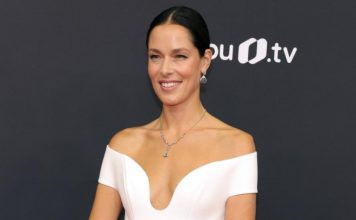 ANA IVANOVIĆ SE UDAJE ,POGELDAJTE KAKAV JE SKANDAL ŠVAJNI NAPRAVIO KAD JE VIDIO KO JE U PITANJU: A i vi ćete ostat u šoku!!! Ana je ubola jakpot (FOTO) ANA IVANOVIĆ SE UDAJE ,POGELDAJTE KAKAV JE SKANDAL ŠVAJNI NAPRAVIO KAD JE VIDIO KO JE U PITANJU: A i vi ćete ostat u šoku!!! Ana je ubola jakpot (FOTO) - featured image