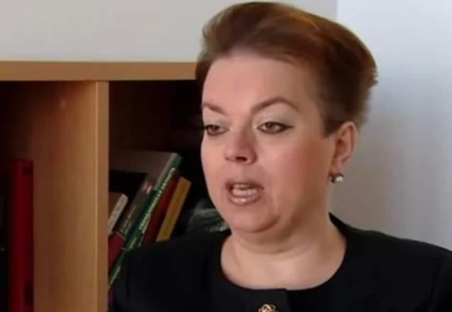 OVAKO SE PONAŠA MUŽ KOJI NE VOLI SVOJU ŽENU: Tvrdi psiholog Ana Kirjanova - featured image OVAKO SE PONAŠA MUŽ KOJI NE VOLI SVOJU ŽENU: Tvrdi psiholog Ana Kirjanova - featured image