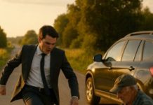 😨😵 Tog dana sam prodavala bobice za unuke kada se pored mene zaustavio luksuzni auto. Umjesto da kupi bilo što, ovaj vozač je razbacao sve moje stvari i zahtijevao da se odmah sklonim s ulice. Ono što se dogodilo kasnije i danas se čini nestvarno. 😨😵 Tog dana sam prodavala bobice za unuke kada se pored mene zaustavio luksuzni auto. Umjesto da kupi bilo što, ovaj vozač je razbacao sve moje stvari i zahtijevao da se odmah sklonim s ulice. Ono što se dogodilo kasnije i danas se čini nestvarno. - featured image