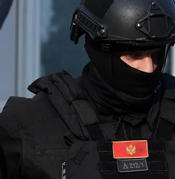 Crna Gora na nogama: Vučićeva “tajna garda” sletjela u Tivat, policija ih hitno vraća za Beograd