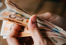 NOVAC IM DONOSI MIR: Ovi znakovi ulaze u period u kojem će mnogo lakše DISATI!