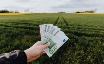 NOVAC IM DOLAZI U TRENUTKU KADA IM NAJVIŠE TREBA: Ovi znakovi doživljavaju PRIJATNO IZNENAĐENJE!