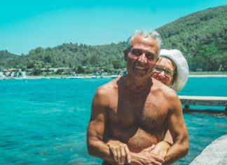 Na najvećem nudističkom kruzeru dočekalo ga je iznenađenje koje nije očekivao, nećete vjerovati ko je tamo bio…ŠOK Na najvećem nudističkom kruzeru dočekalo ga je iznenađenje koje nije očekivao, nećete vjerovati ko je tamo bio…ŠOK - featured image