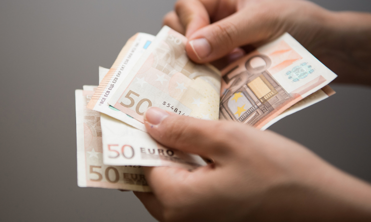 FINANSIJSKI HOROSKOP DO KRAJA SEPTEMBRA: Ova 3 znaka mogu završiti mjesec SA PUNO VIŠE NOVCA NEGO ŠTO SU OČEKIVALI!
