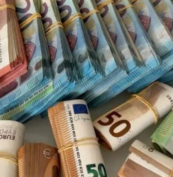 BIKU I JARCU NEĆE FALITI NOVCA U NAREDNIM DANIMA, DOK ĆE NEKI MORATI SVAKI NOVČIĆ DVA PUTA OKRENUTI: Zvijezde otkrivaju kome stižu VELIKE PARE, FINANSIJSKA SREĆA I BLAGOSTANJE, a kome slijede NEOČEKIVANI TROŠKOVI!
